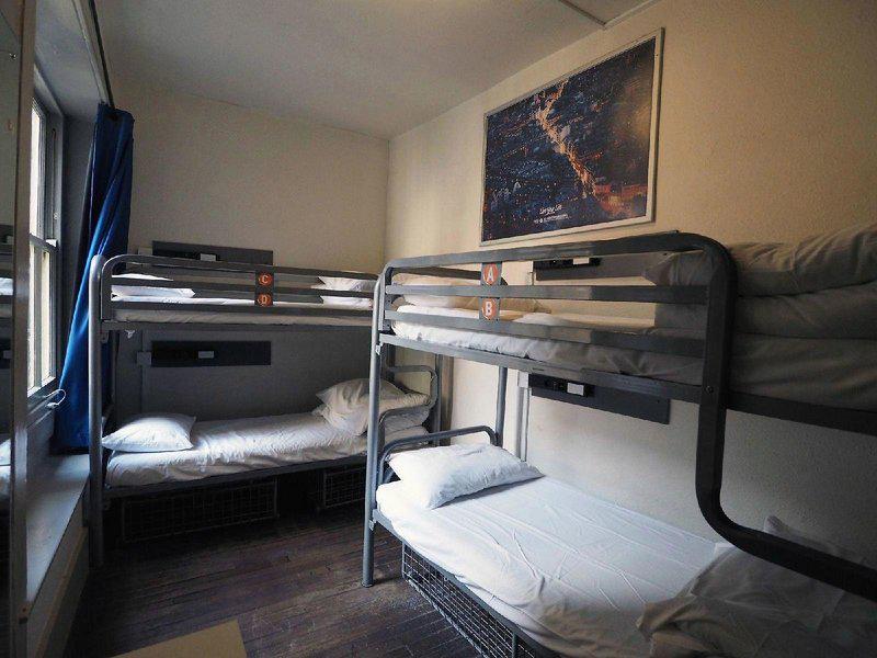 9A8A99AAC9B4BB2909A16B2F59320C64