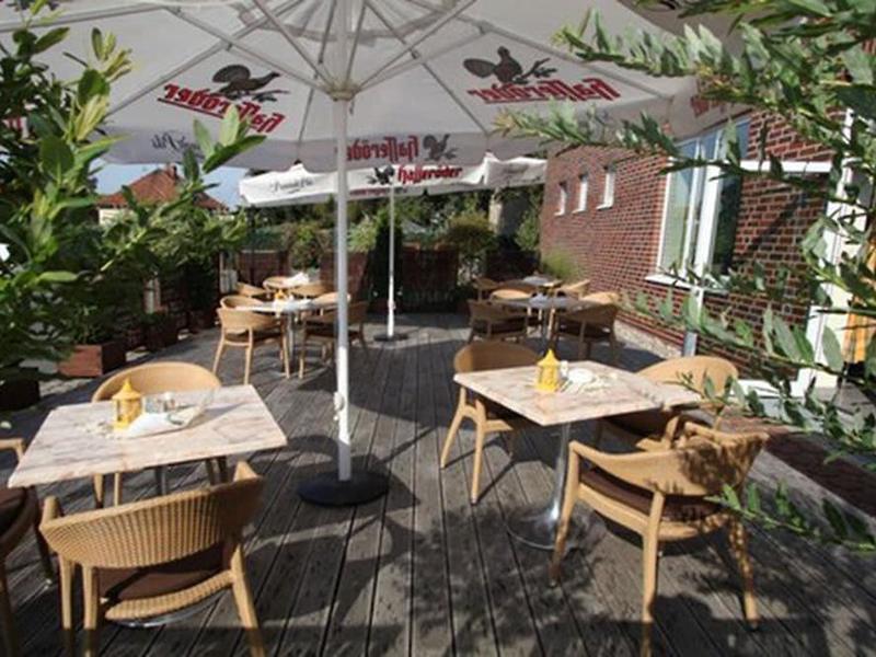 36EE3AE2685D84B7A146E9F4A66F2618