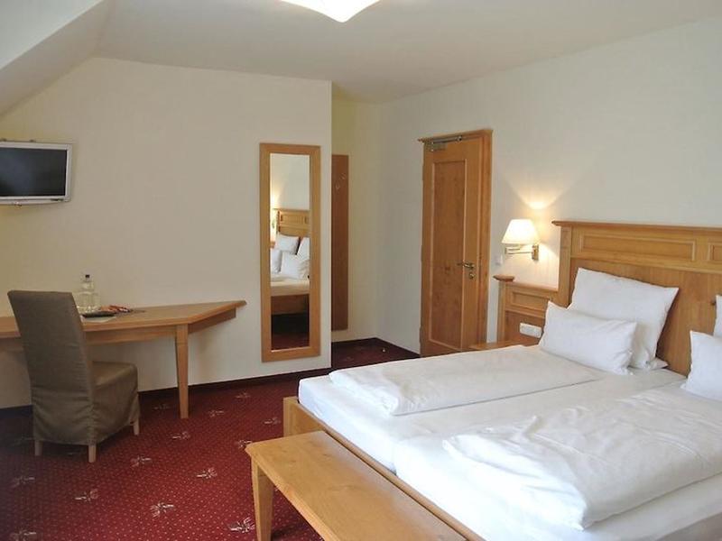 9A46B856E1D8F7D778E646BA60C6BBC3