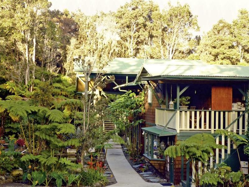 25DFF9E5418A718F309F72515BD51E9A