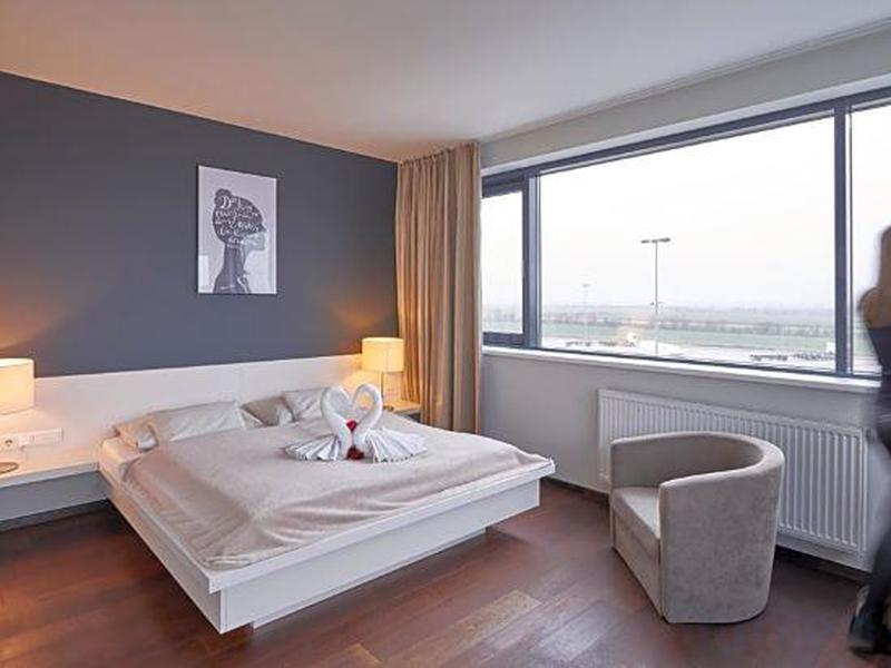 1683ECBF4DB84303B59A79E5E64978BF