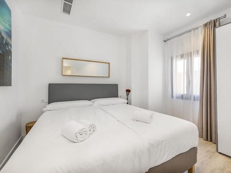 3B527844891BBF3A4333B8BE68CA512B