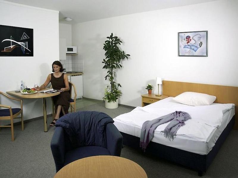 FE6AD1FB84D1AF0CF92A78BCA6A465B1