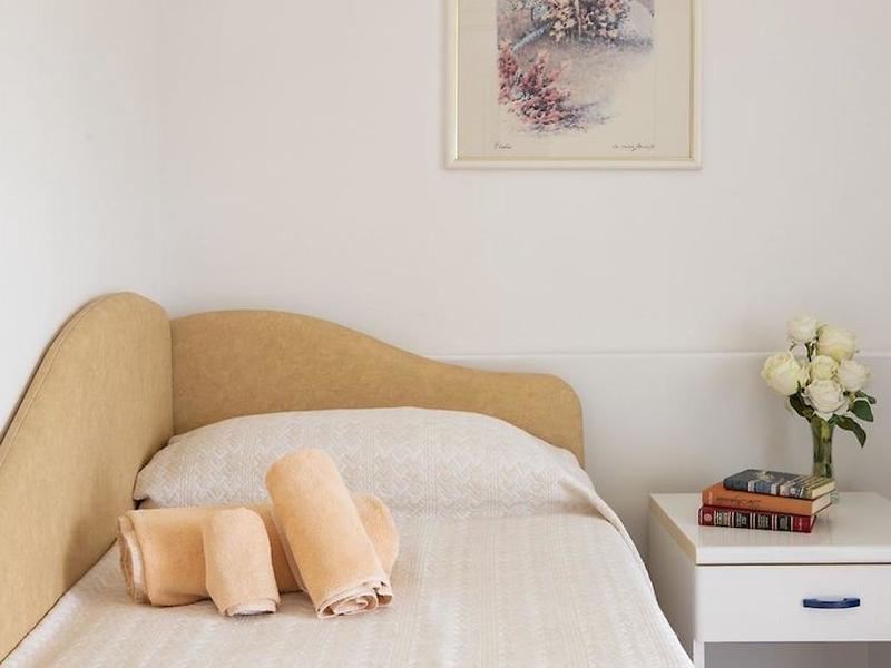 2DA3C27A2E6C4F77BC9FFEDAF5B8DE27