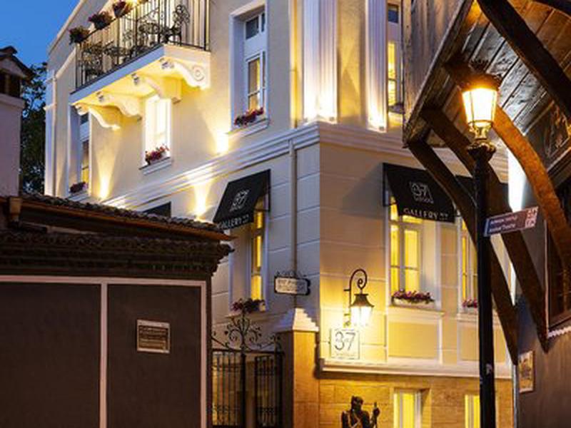 B9848C3ADB663E3E97938059AD99B6BC