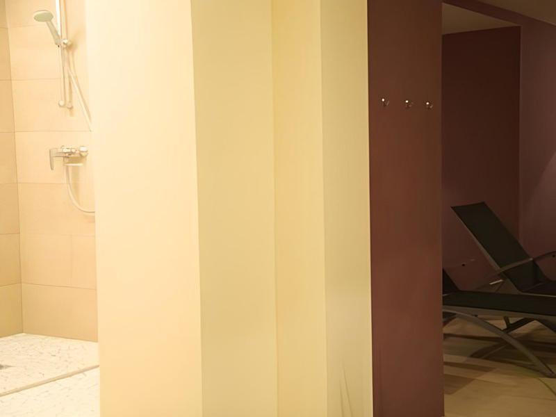 C3775EA23D0ADCB1F3BDA9AB810F7E3A