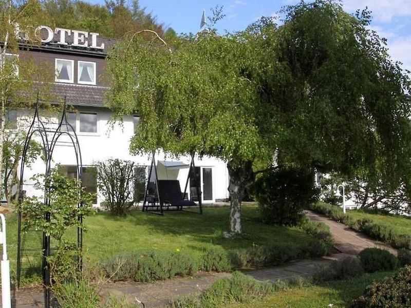 1BCB3087DD5A72F8FC0935409338DDBD