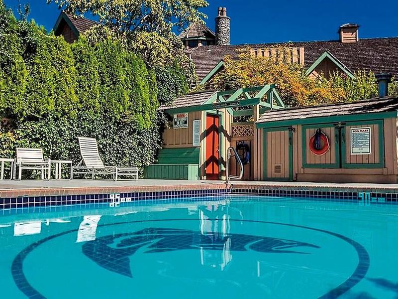 C034CE9C35523692B081A657C3D207F8