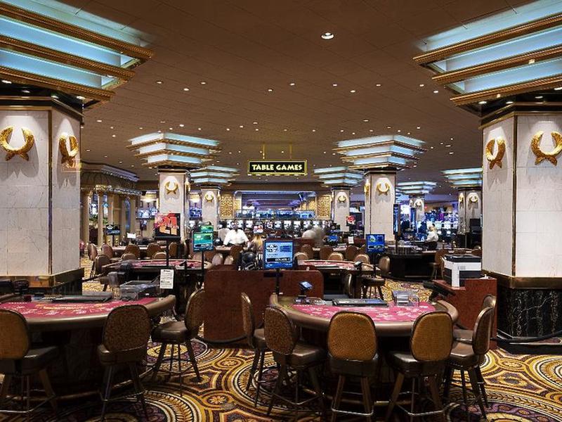 025FA4D30F5E904CE353FFB47B8B7103