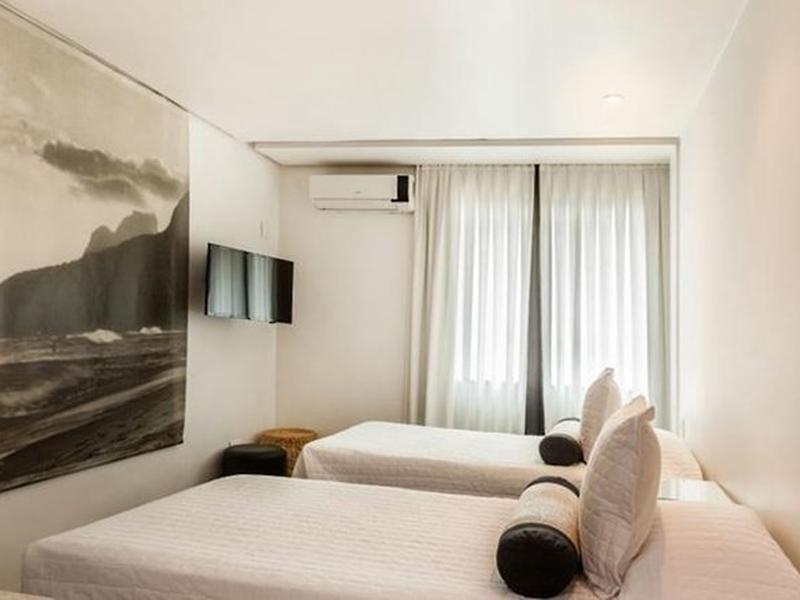 AB5E06FD2F572627E73F2BBE36C9D41B