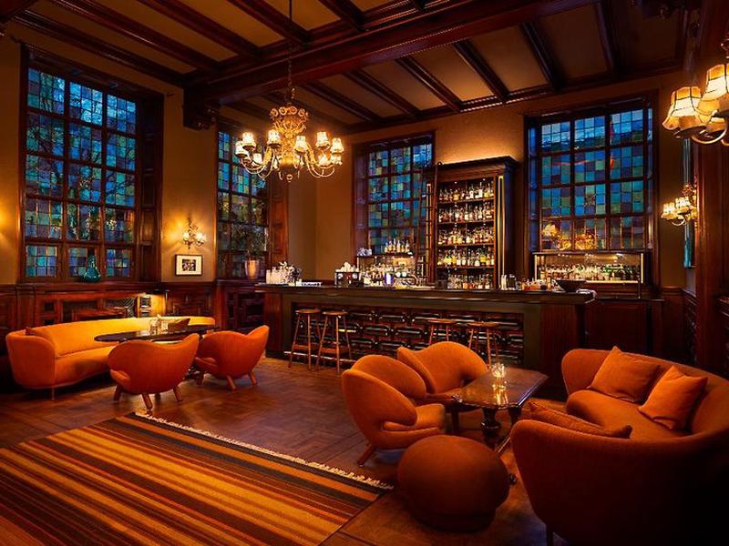 FECB940AF1C15325A4A7ADB1EF5E9DCD