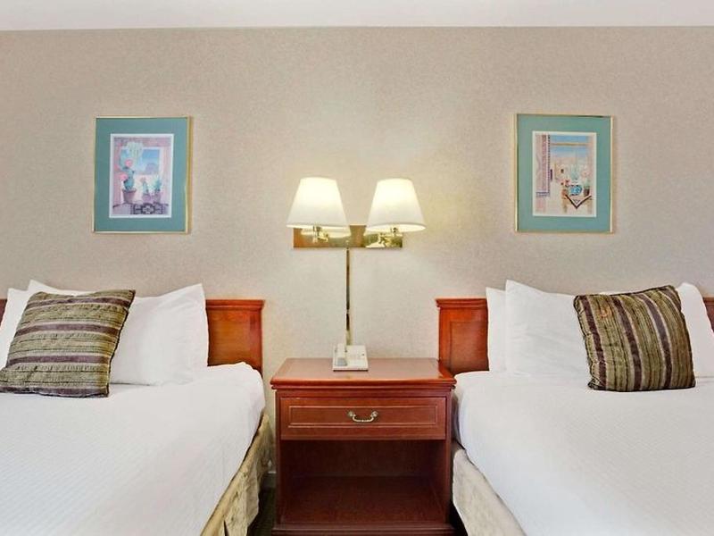 56CA03BF66AFD0DF73FC404C90282A2C