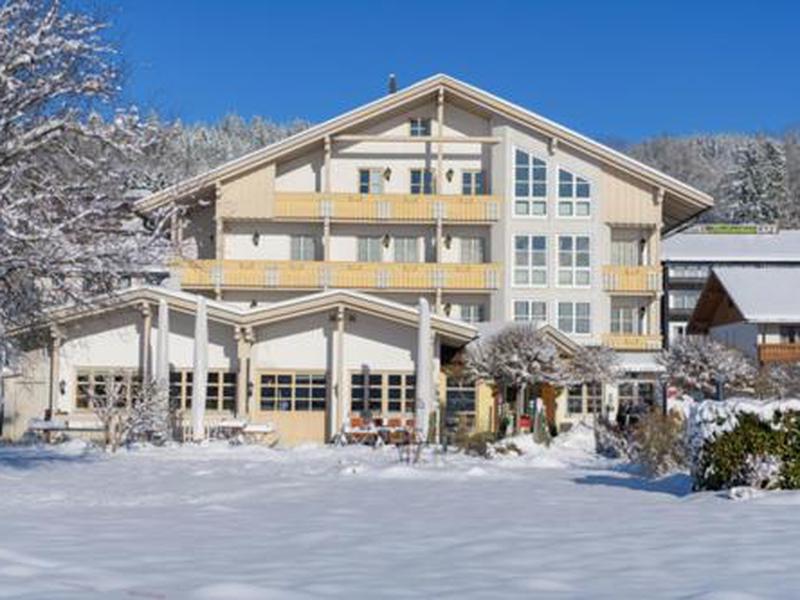 D2A9CF2567E2289A8F8DC84CE2C0435A