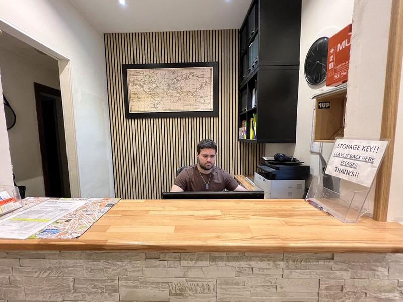 FE0033CFEEAE8E8A75DBFF312F19AF09