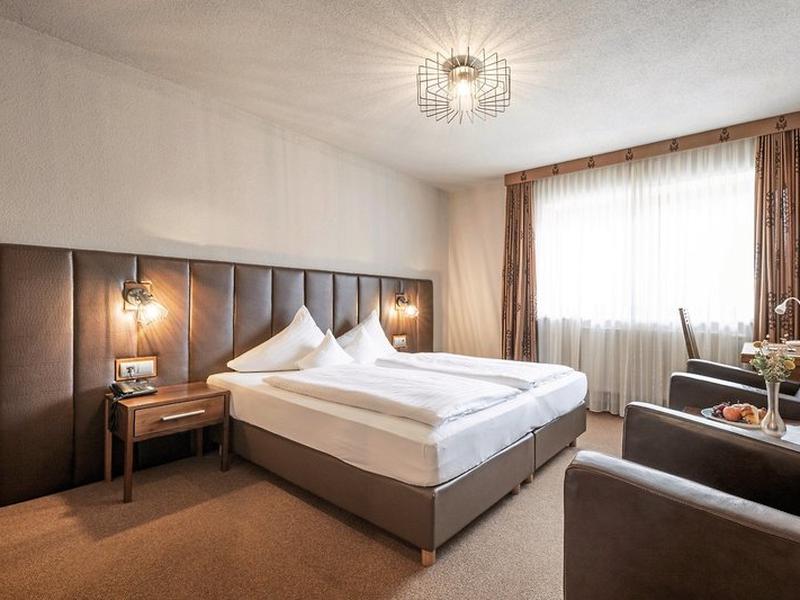 8CCE082B54A622E7BA8D229DD20B23DB