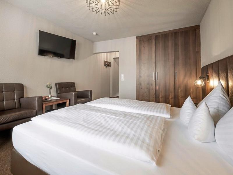 AD2476AE7A708A20786531918CCB0E4C