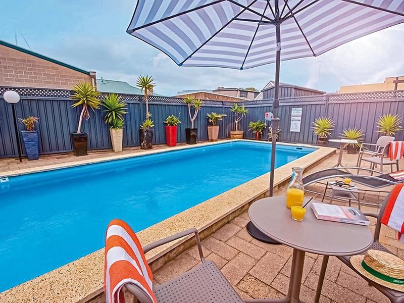 C5DC42A2D00BC67CBC7A8594A895C4E5