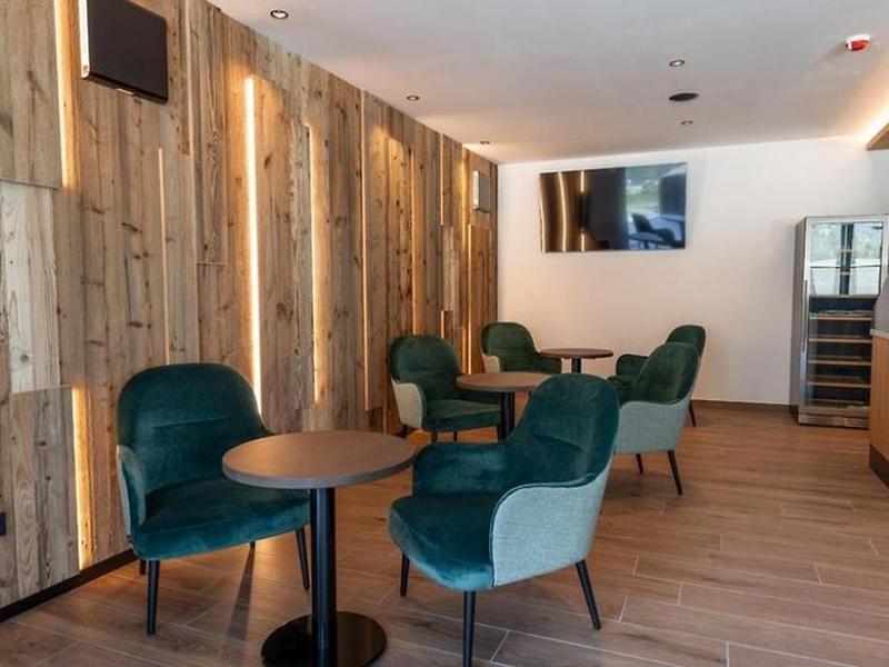 7BF1B235FE36FBFCF786511DCF69009E