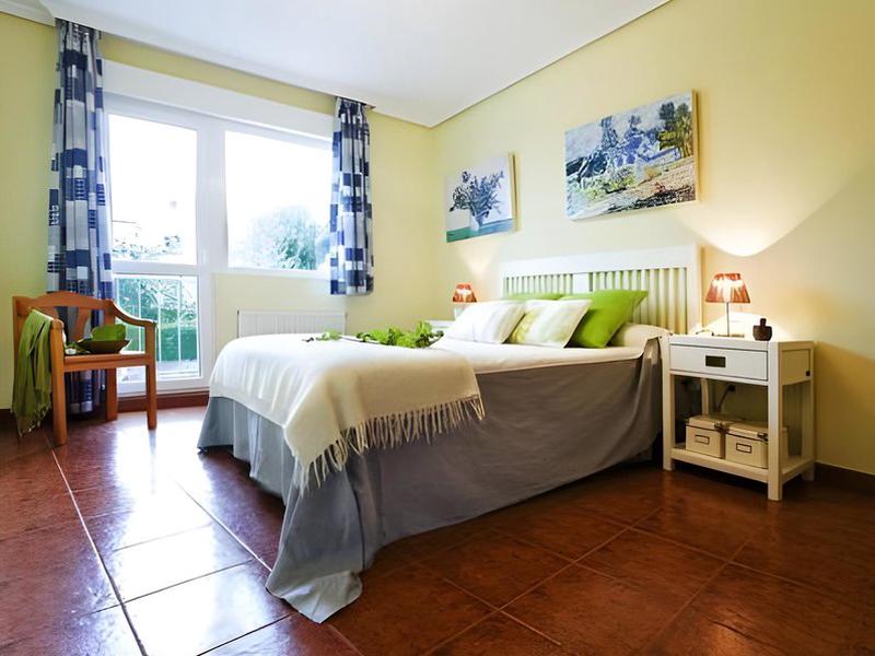 47B8B4E947D3EF48A2DFF32572477CCA