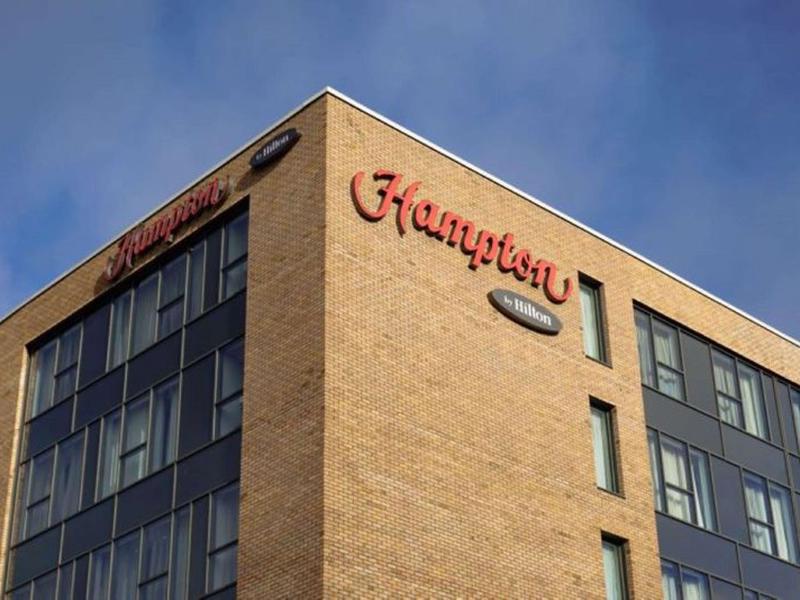 DF0895B825403DCD415F68D33309F74A