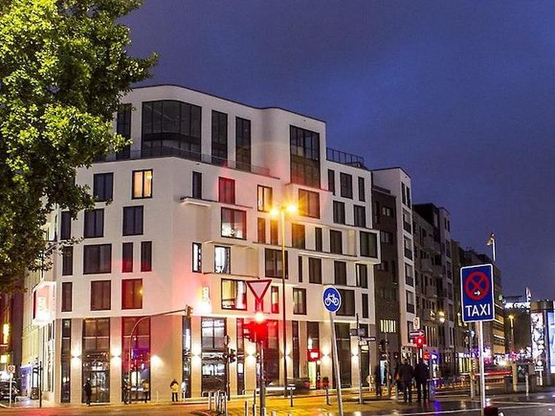 899DFA5BD3BFD555AA1E98EBE34D3C0E