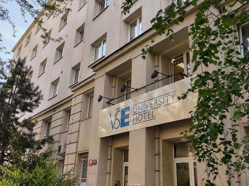 939401DF650A3DF75506060FB0498D35