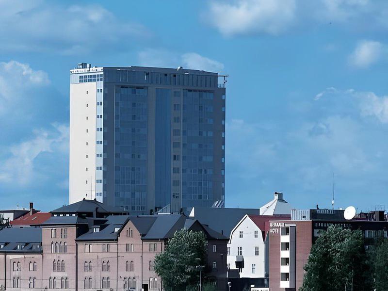 E74284F541A1862F3A1492AA7457D63F