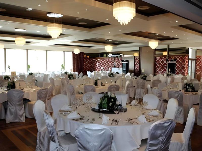 391347E8FE10AA8F788F5293324BE8CE