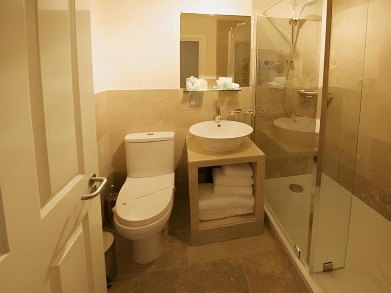 165978C155FF77E2319ED490FAD2A66B