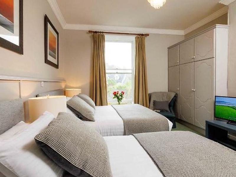 E3C36F499020FF4A4C603D9D59F5ED1E