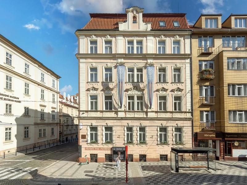 09EA71BBF0CBBF4B4E30D45367749B4A