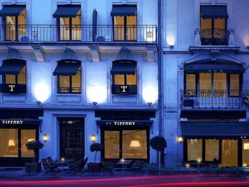 F2BAAB29833BF344519F9D06B8CFF01B