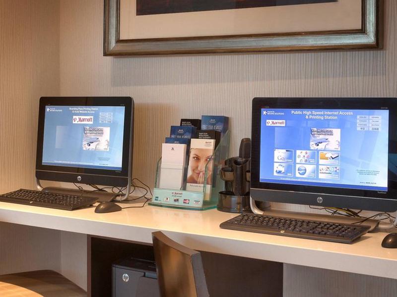 58E67D70BE523EECD2AB71A5B8C716C0