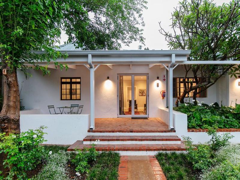 D9F5C021A4EC7F3005C98A57118CB2EB