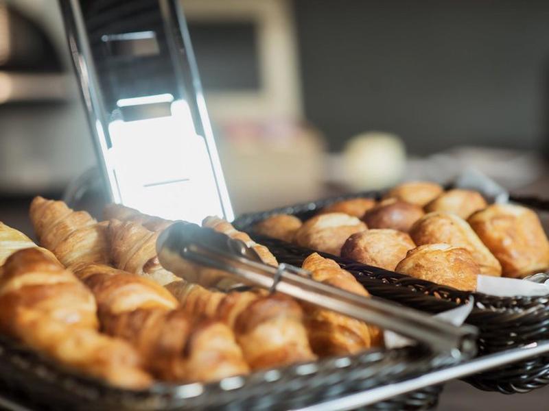 AB5A24670F75A153A95A650CE9E3B6D4