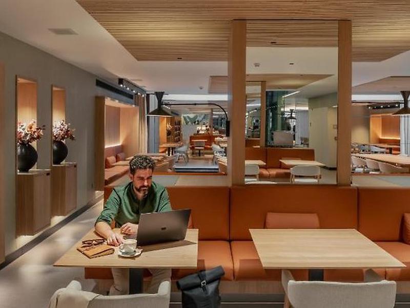 443C79BFE67AB8C24C0599CB8EAFAF5E