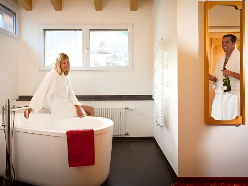 4991184A6F9993EEE178BFF42D260C75