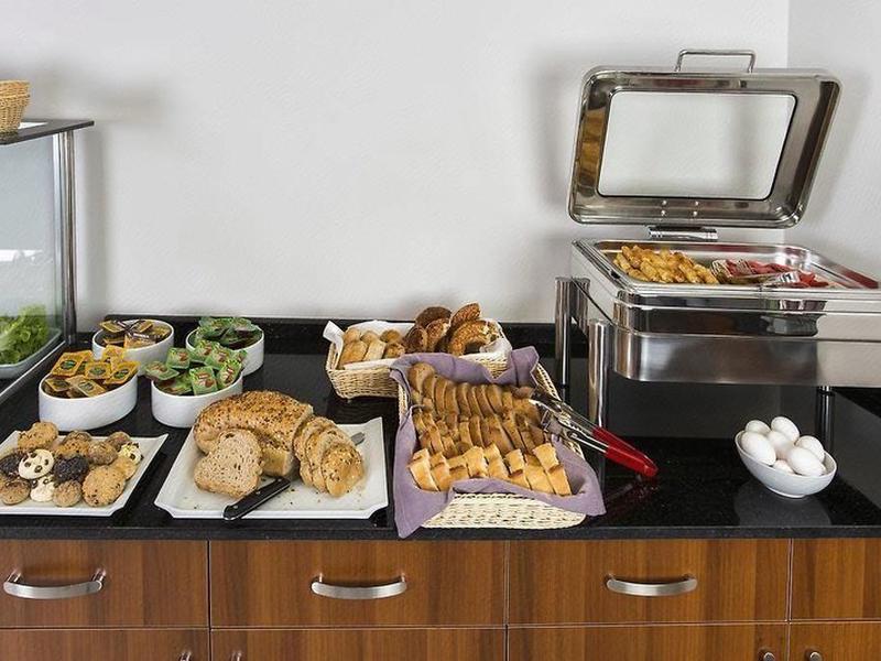 8932964436230EDEEA2C57F60131EA7B