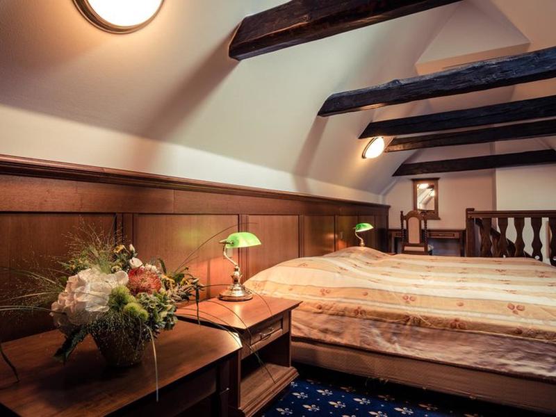 338B5BD1FD6302BDC4DB7CE298F3E03F