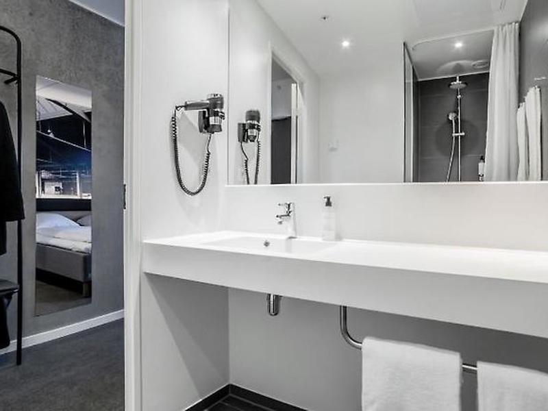 3907B4177C40175C5B3F6BFF97D34951