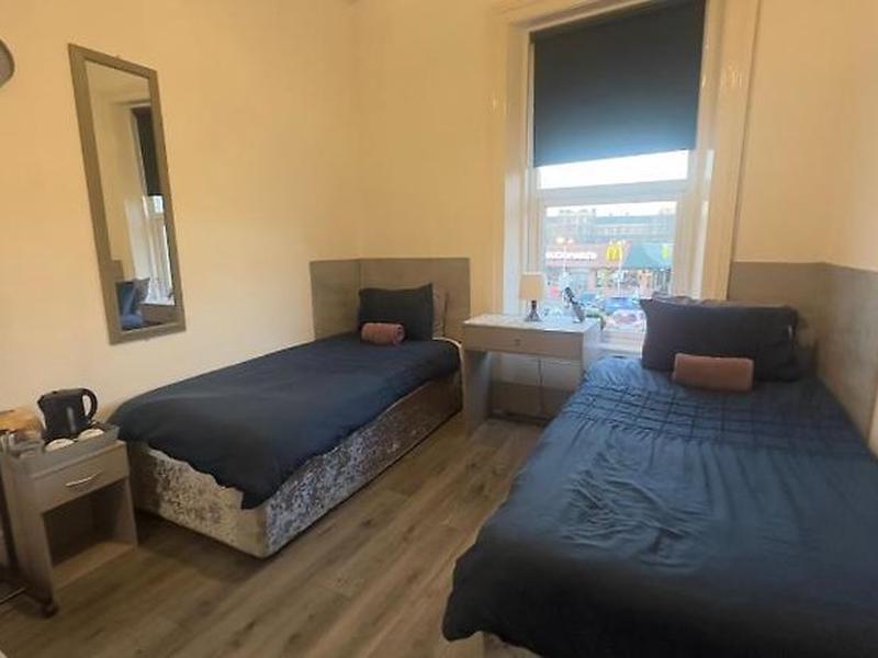 B3202705D337BEA1DD5F5F8411597DFC