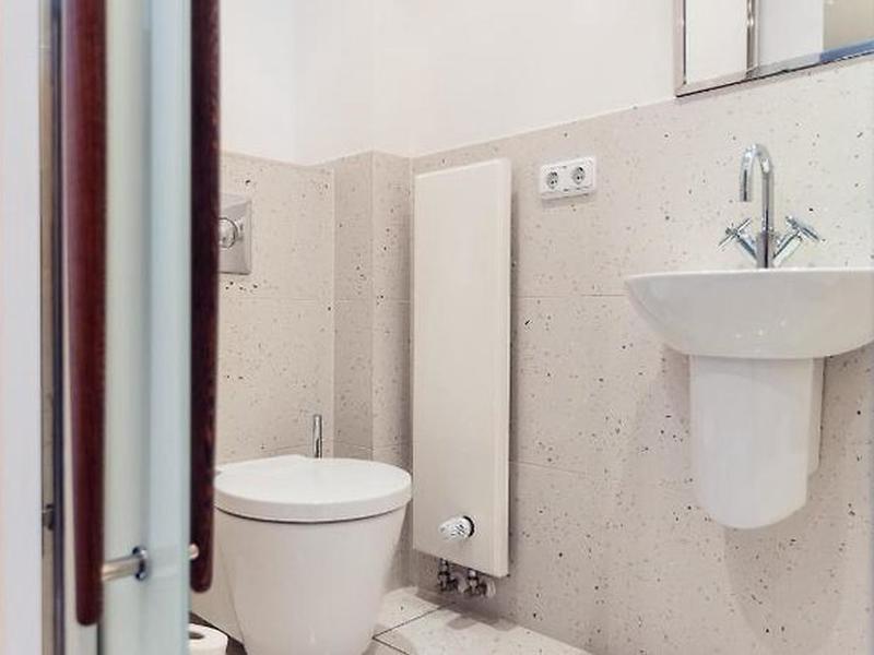 9E608152E710FDCF597A4327B57C96E5