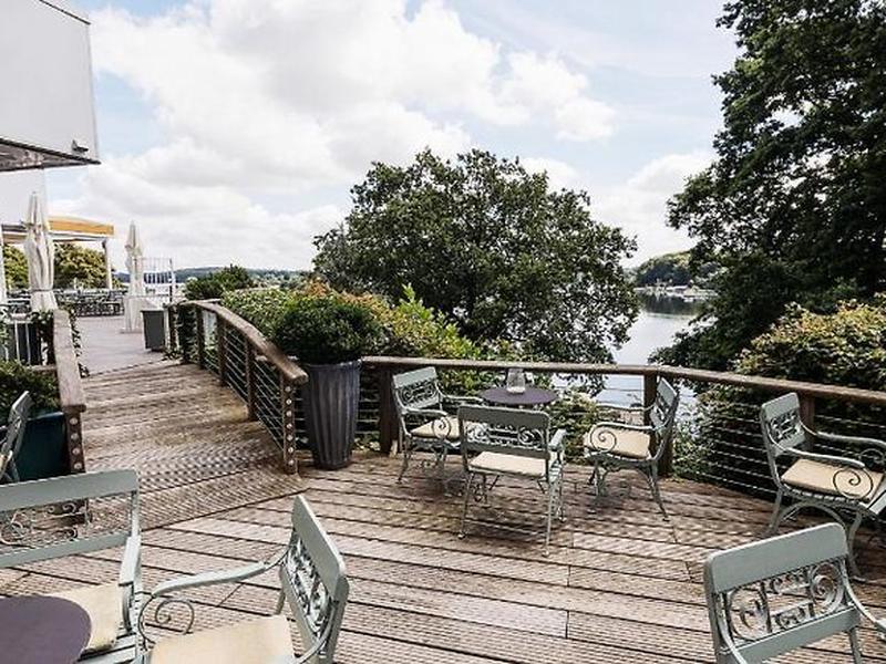 95888D51E02A1115428E0BE43D64C6BF