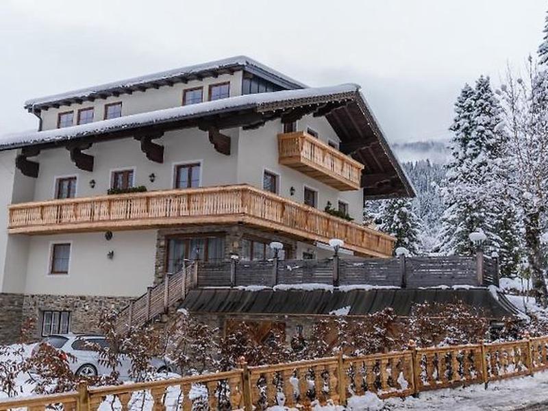 4E3AB09FEC8E489EE6E5D0811EC8D903