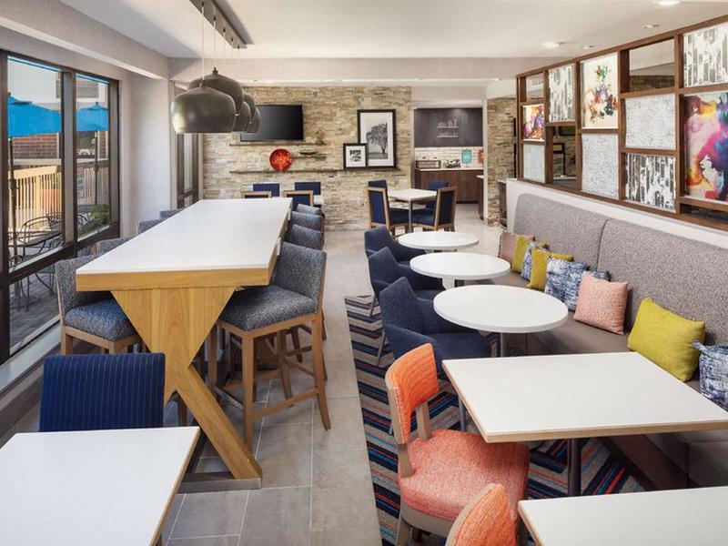 19B916EDD49328928036435B43880ACC