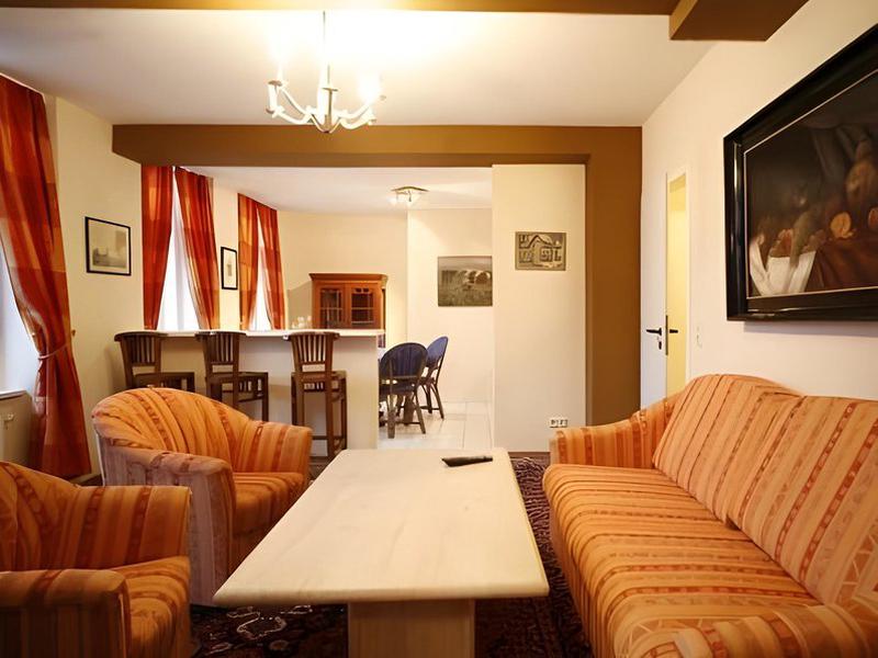 39EE91B21EF4CDF3C573DC126296C41A