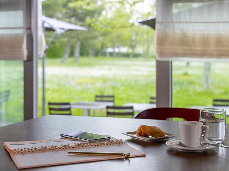 DA10B4898044478FECE75CEC3251D1D4