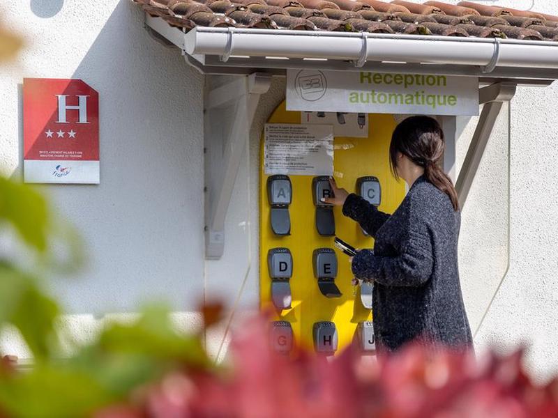 1F44BCDD795C80906F019441E5428E09