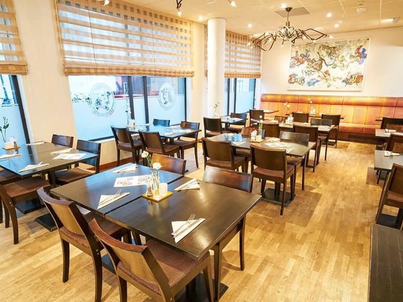 807EC4D1030B00E3841E56C82B3BF13E