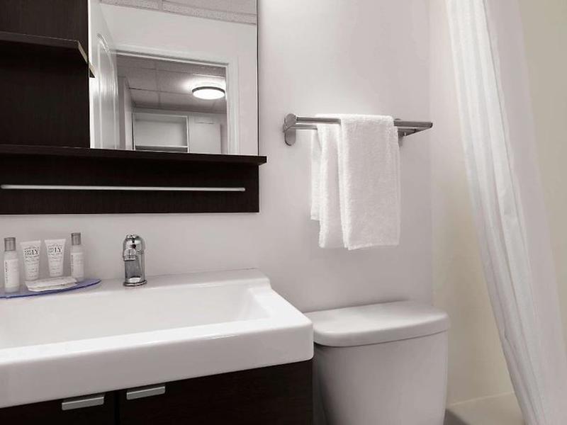 39859FC8BC41D62F8BC208BB7B22742C